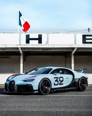 Bugatti Chiron Pur Sport Grand Prix - Foto