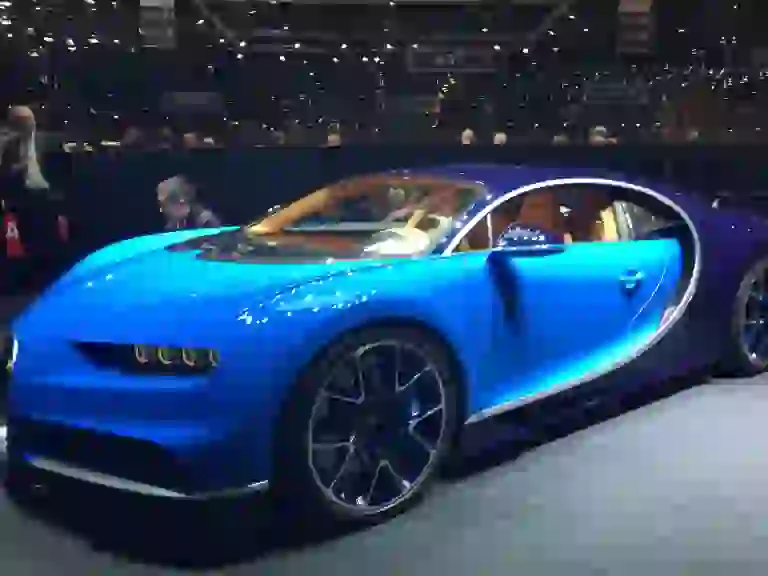 Bugatti Chiron - Salone di Ginevra 2016 - 6