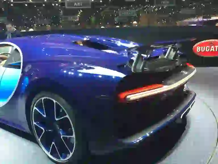 Bugatti Chiron - Salone di Ginevra 2016 - 8