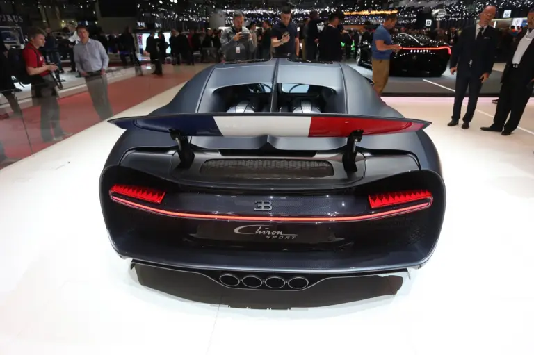 Bugatti Chiron Sport 110 Ans Edition - Salone di Ginevra 2019  - 11
