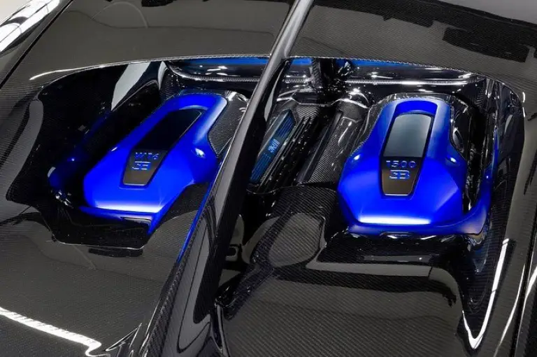 Bugatti Chiron Sport blu reale - 3