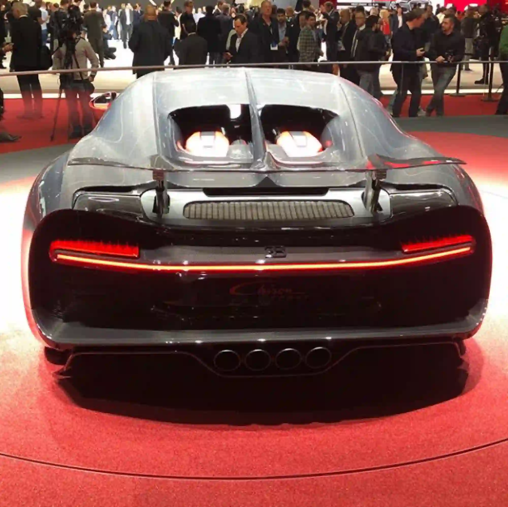 Bugatti Chiron Sport - Salone di Ginevra 2018 - 4