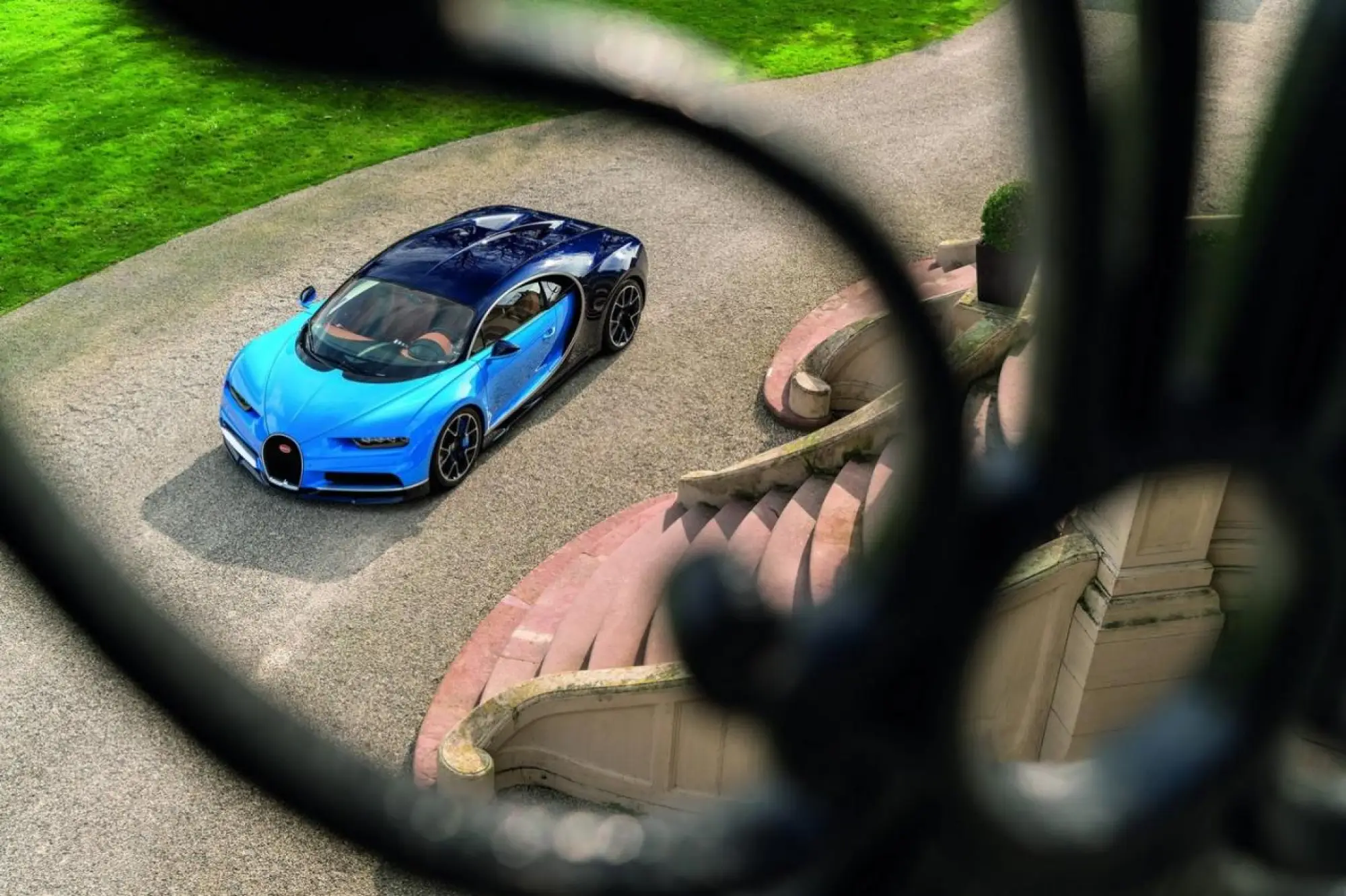 Bugatti Chiron - 11