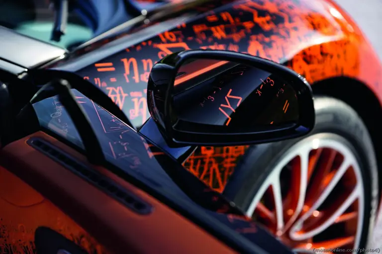 Bugatti Grand Sport by Bernar Venet - 2
