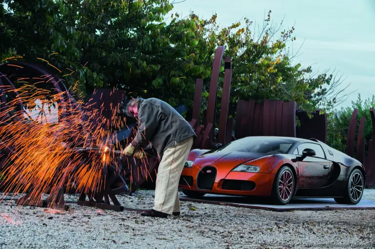 Bugatti Grand Sport by Bernar Venet - 4