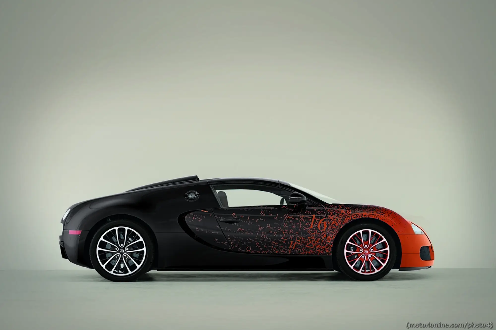 Bugatti Grand Sport by Bernar Venet - 20