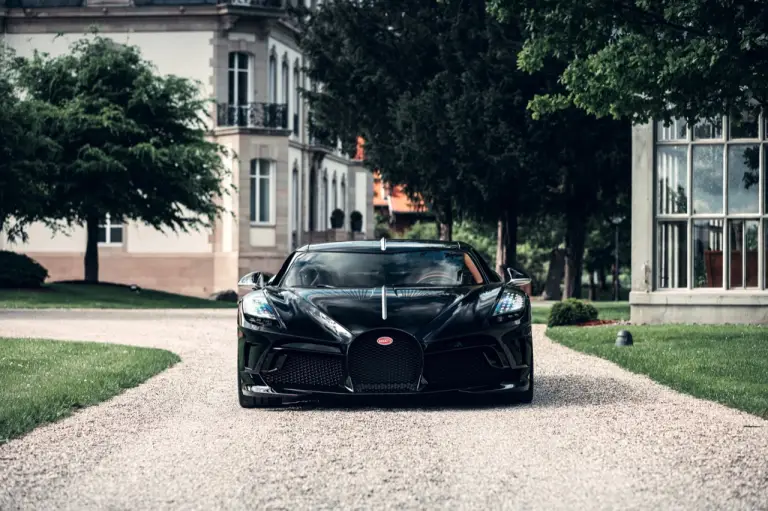 Bugatti La Voiture Noire  - 1