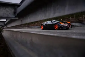 Bugatti Veyron Grand Sport Vitesse - World Speed Record - 2