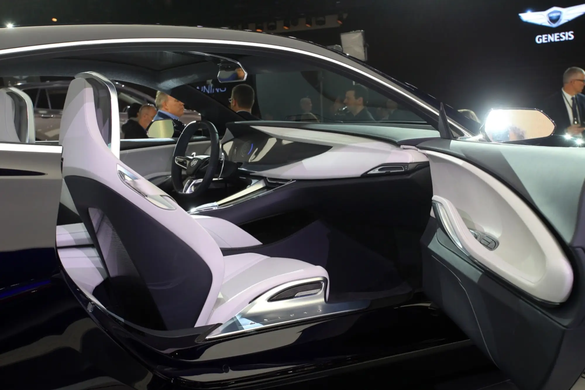 Buick Avista - Salone di Detroit 2016 - 10
