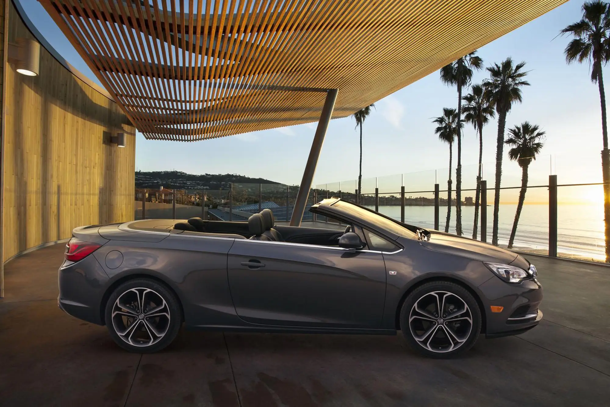 Buick Cascada - 3