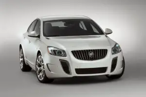 Buick Regal GS - 7