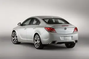 Buick Regal GS - 8