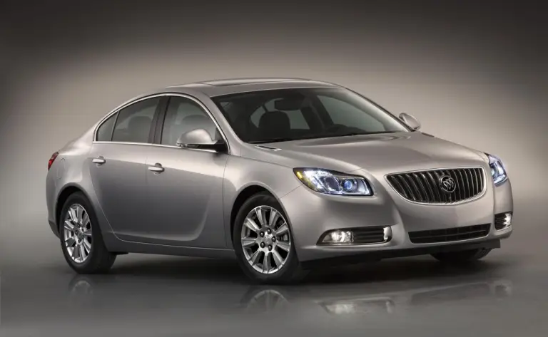 Buick Regal Hybrid - 4