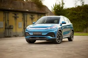 BYD Han, Tang e Atto 3 Europa - Foto - 30