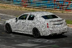 Cadillac ATS-V 2016 - Foto spia 18-07-2014