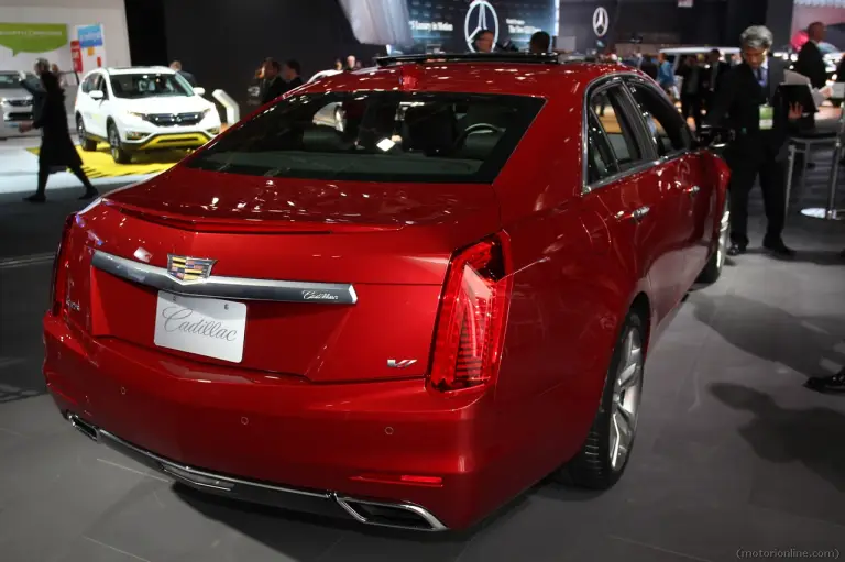 Cadillac ATS V - Salone di Detroit 2015 - 1