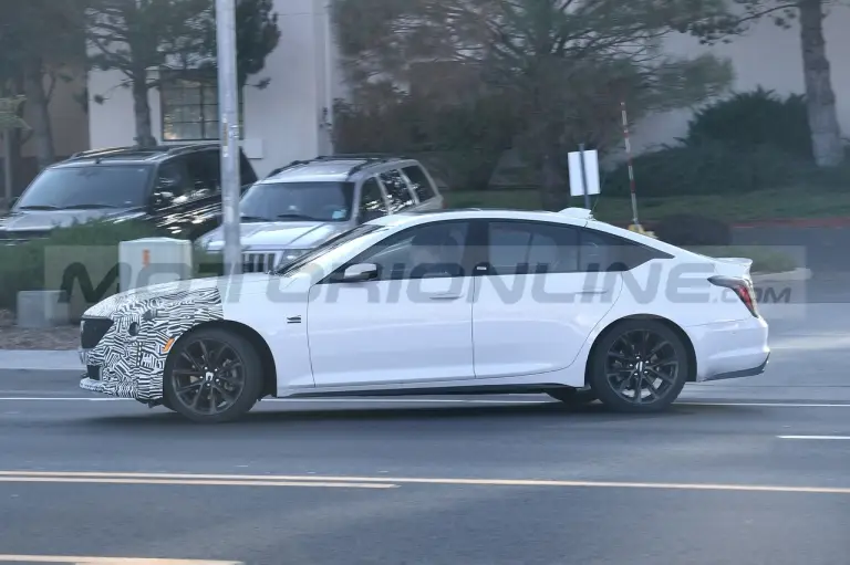 Cadillac CT5 2024 - Foto Spia 25-10-2022 - 3