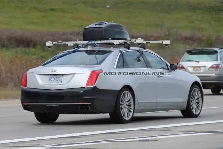 Cadillac CT6 guida autonoma  - 5