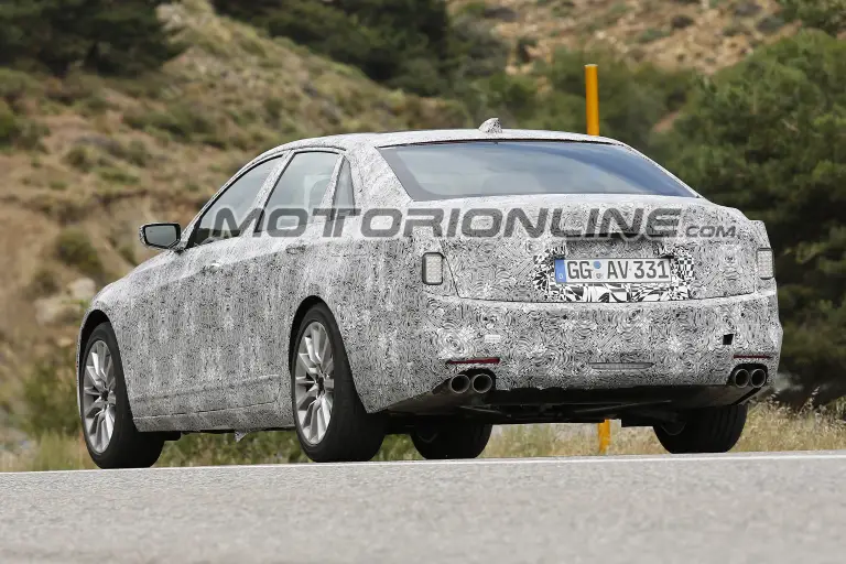 Cadillac CT6 restyling foto spia 16 Giugno 2017 - 6