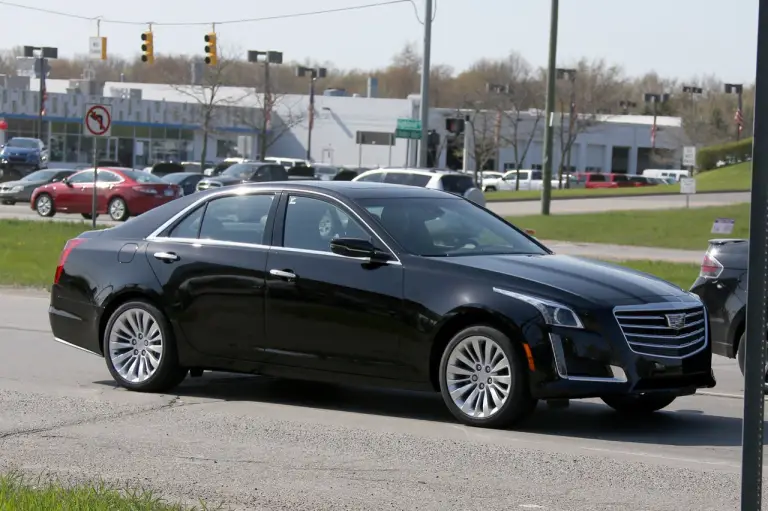 Cadillac CTS Facelift - foto spia maggio 2016 - 3