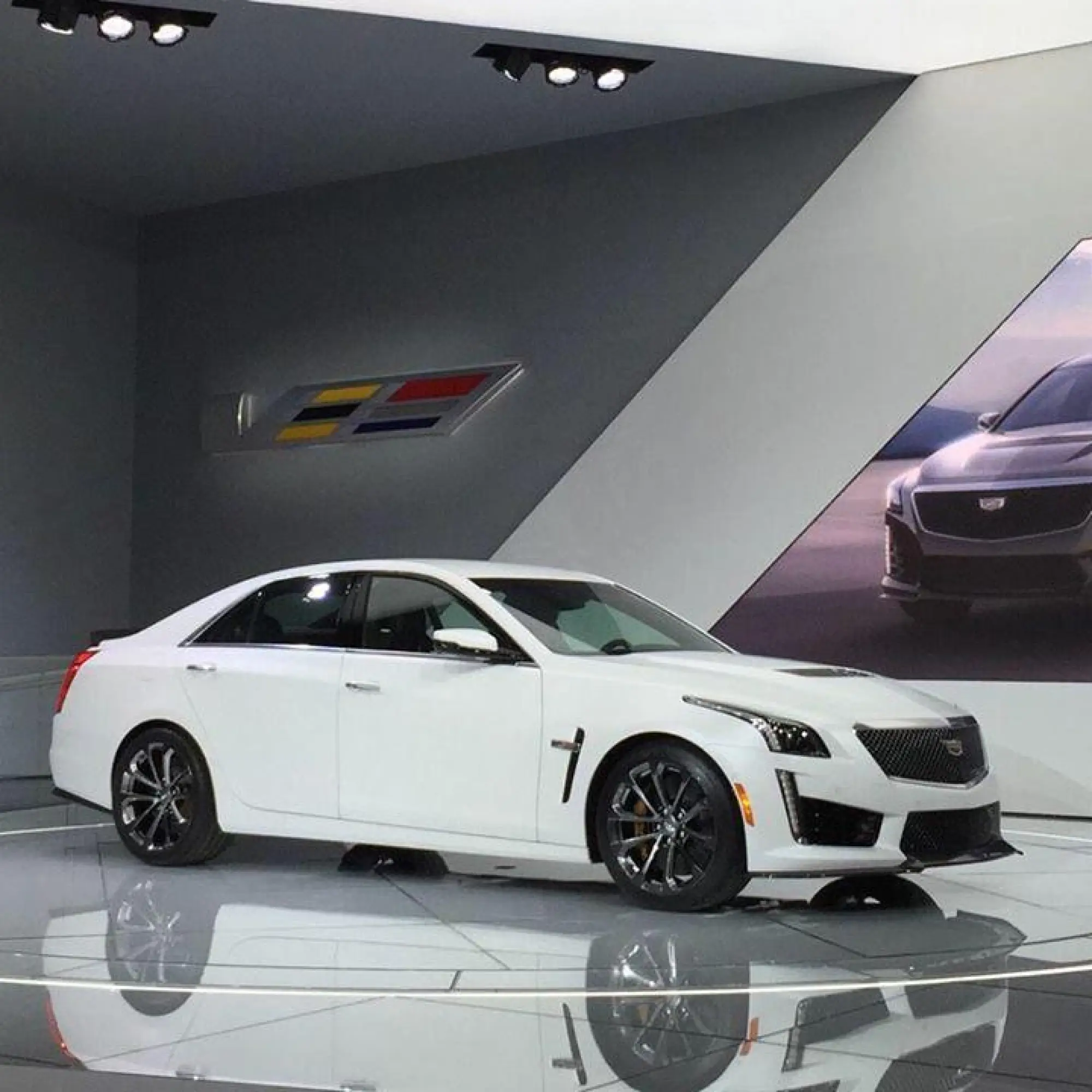Cadillac CTS-V - Salone di Detroit 2015 - 3