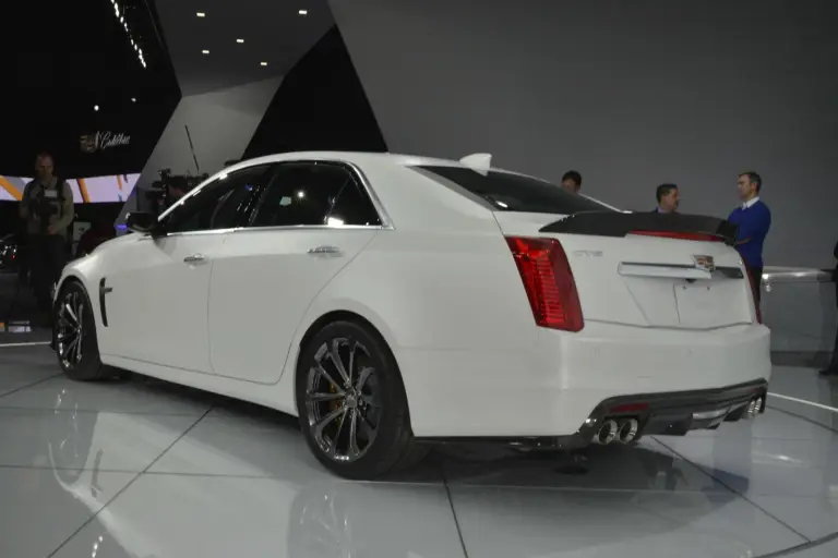 Cadillac CTS-V - Salone di Detroit 2015 - 1