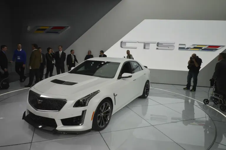 Cadillac CTS-V - Salone di Detroit 2015 - 7