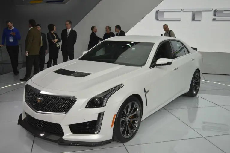 Cadillac CTS-V - Salone di Detroit 2015 - 8