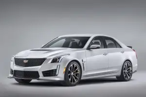 Cadillac CTS-V  - 8