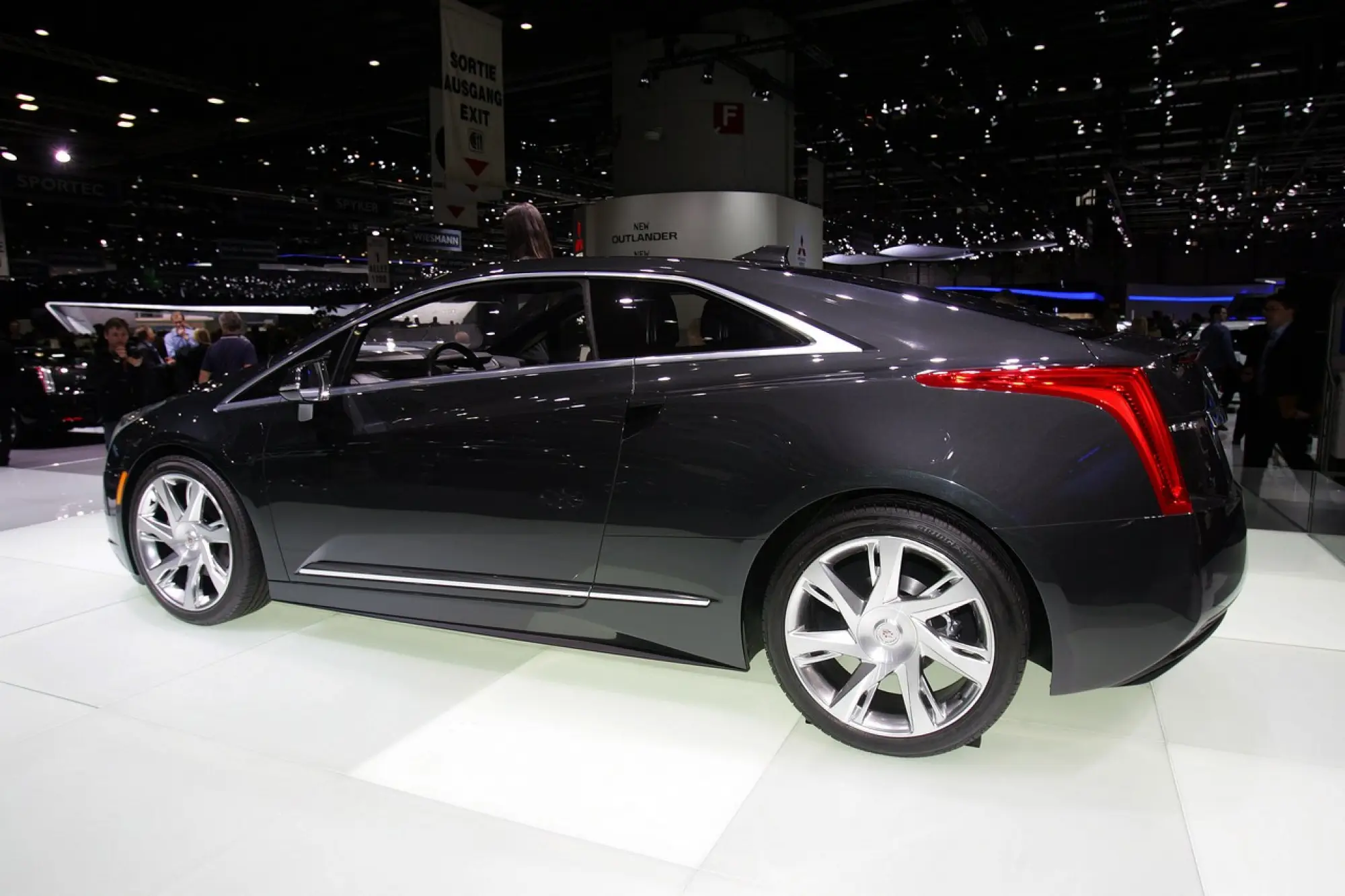 Cadillac ELR - Salone di Ginevra 2013 - 3