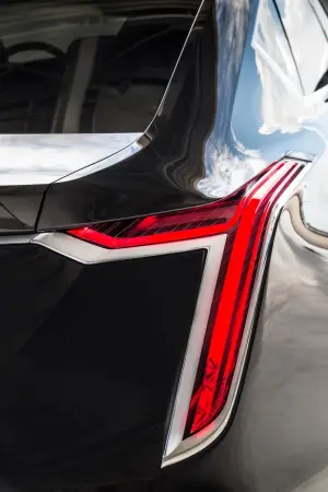 Cadillac Escala Concept - 15