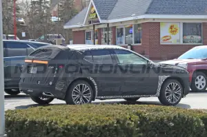 Cadillac XT3 - Foto Spia 08-04-2022