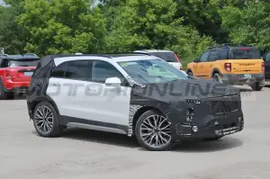 Cadillac XT4 2024 - Foto Spia 08-06-2022