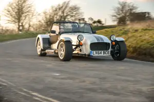 Caterham Seven 270, 360 e 420 - 5