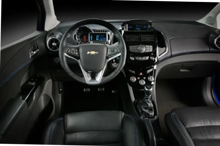 Chevrolet Aveo RS - 9