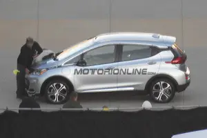 Chevrolet Bolt - Foto spia 03-12-2015