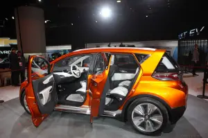 Chevrolet Bolt - Salone di Detroit 2015