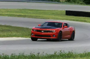 Chevrolet Camaro 1LE ufficiale - 17