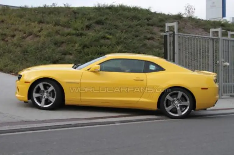 Chevrolet Camaro 2011 - 15