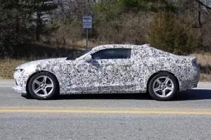 Chevrolet Camaro 2016 - Foto spia 22-04-2015