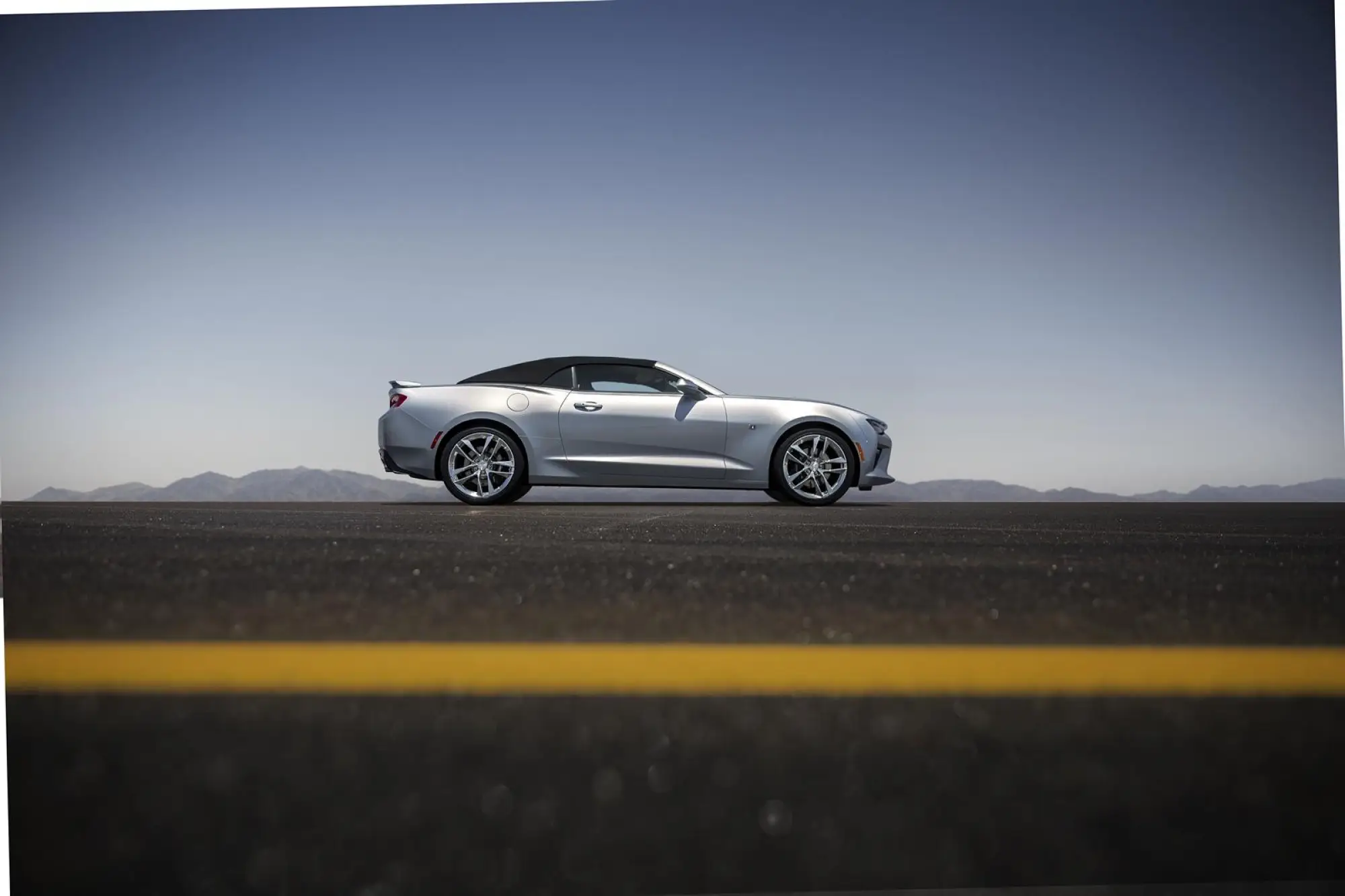 Chevrolet Camaro Cabriolet MY 2016 - 3