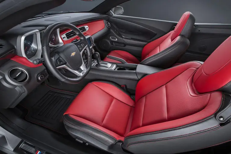 Chevrolet Camaro Commemorative Edition 2015 - 3