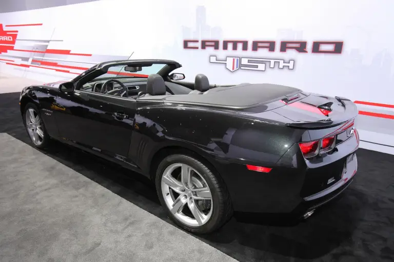 Chevrolet Camaro Convertible - Salone di Detroit 2012 - 3