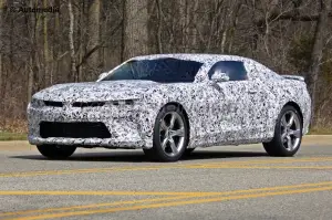 Chevrolet Camaro SS 2016 - Foto spia 22-04-2015 - 3