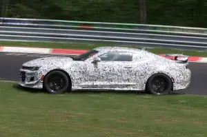 Chevrolet Camaro Z28 - Incidente al Nurburgring (foto spia maggio 2016)