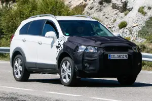 Chevrolet Captiva 2015 - Foto spia 17-07-2014 - 2