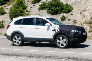 Chevrolet Captiva 2015 - Foto spia 17-07-2014 - 3