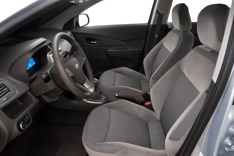 Chevrolet Cobalt 2012, foto ufficiali - 14