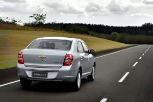 Chevrolet Cobalt 2012, foto ufficiali