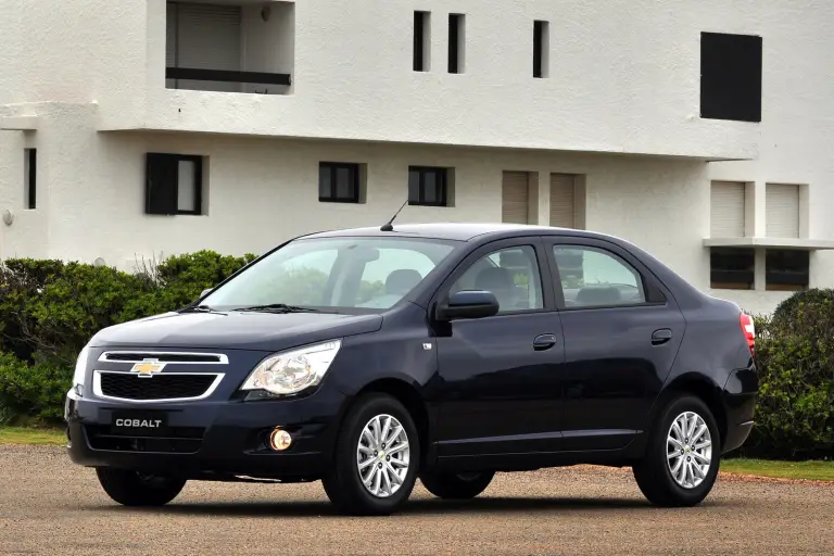 Chevrolet Cobalt 2012, foto ufficiali - 19